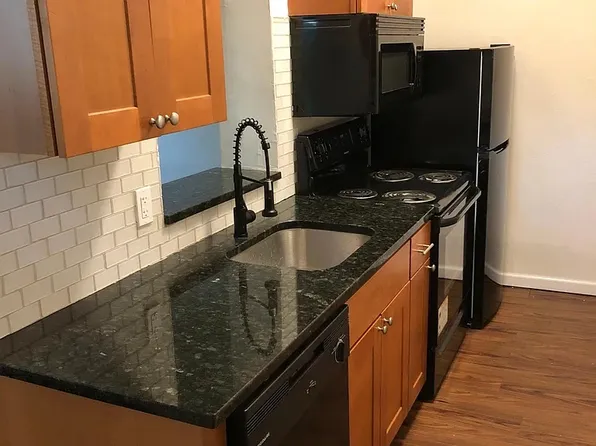 256 E Hector St APT 2, Conshohocken, PA 19428