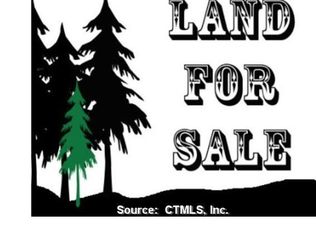 48 Prospect St, Moosup, CT 06354