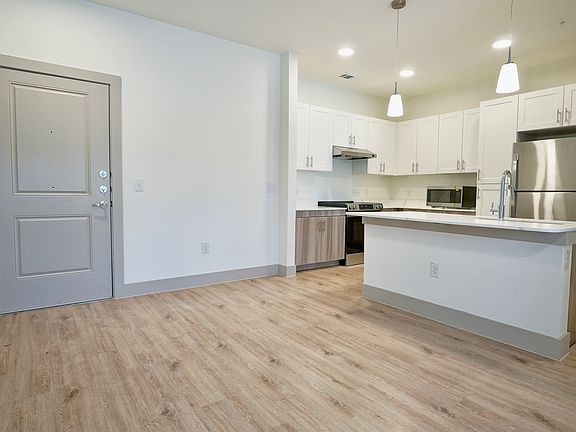 3rd image of 524 Center Point Rd #5233