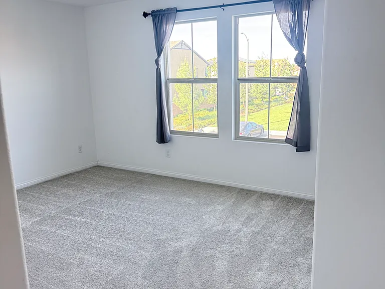 729 Sumac Ln — Photo 16