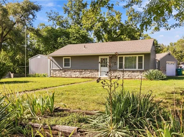 3706 Harmony Dr, Kansas City, KS 66106