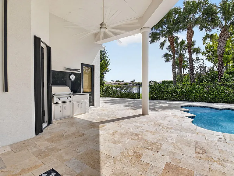 17921 Villa Club Way — Photo 4