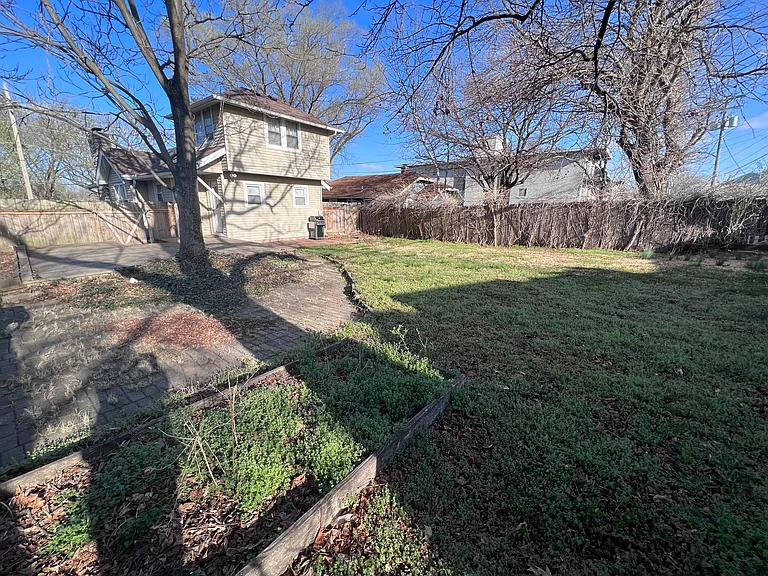 4139 Adams St — Photo 16