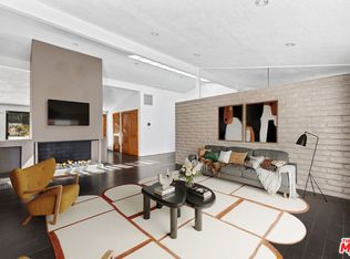 2100 Roscomare Rd, Los Angeles, CA 90077
