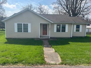 22174 Vine St, Oldenburg, IN 47036