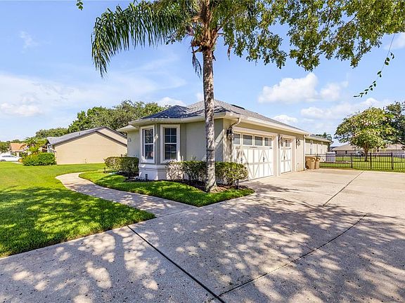 4th image of 10749 ASTATULA LANE