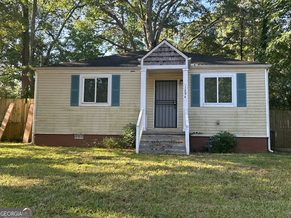1294 Almont Dr SW, Atlanta, GA 30310