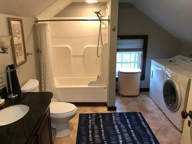 235 E Lamb St — Photo 8