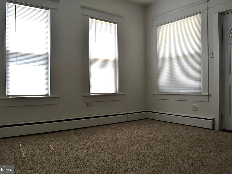 4 E Milby St — Photo 5