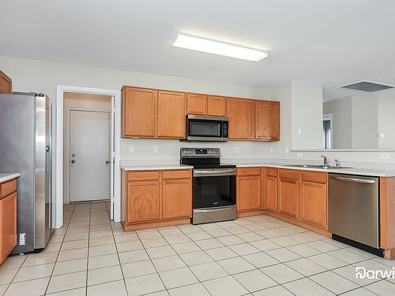 2nd image of 43683 W Elm Dr