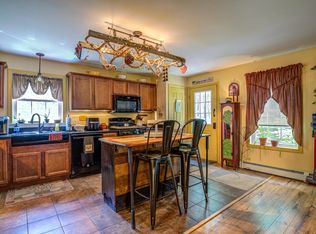 7 Valley Ln, Sebago, ME 04029