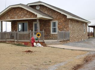 12626 N 2220th Rd, Rocky, OK 73661