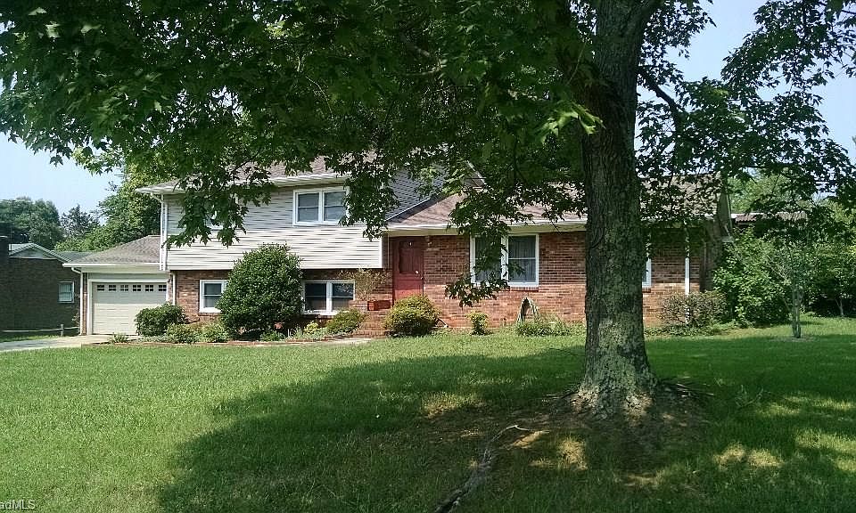 2nd image of 166 Mendenhall Dr