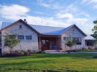 177 Little Bend Dr, Fredericksburg, TX 78624