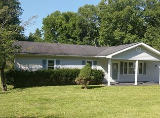 95 Rice Station Rd, Irvine, KY 40336