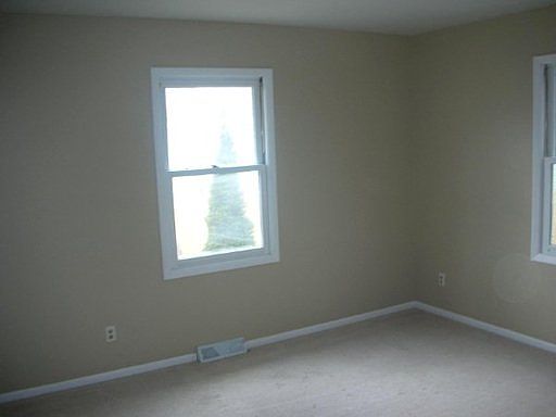 3rd image of 3000 Woodcliff Ln SE APT 3000***