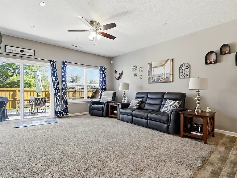 2332 Longleaf Ln — Photo 13