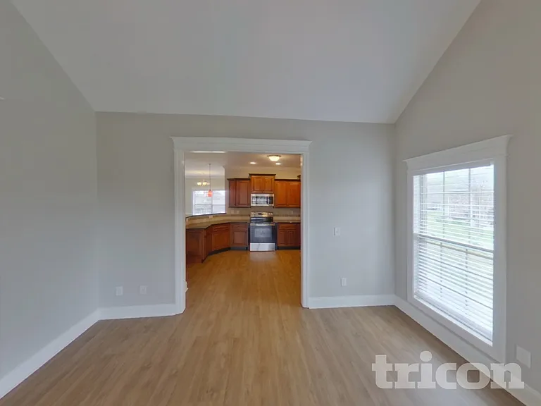 1306 Crescent Ridge Dr — Photo 5