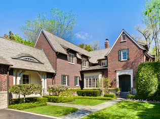 945 Private Rd, Winnetka, IL 60093