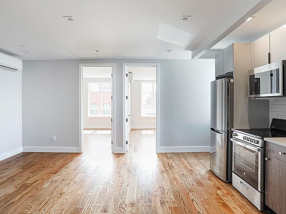 2nd image of 80 Bushwick Pl #2B