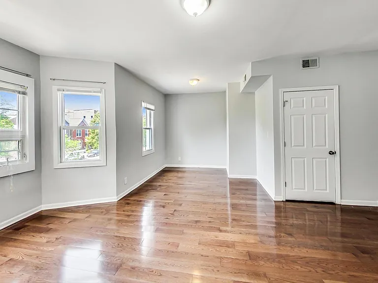 1725 N Kedzie Ave #2 — Photo 3