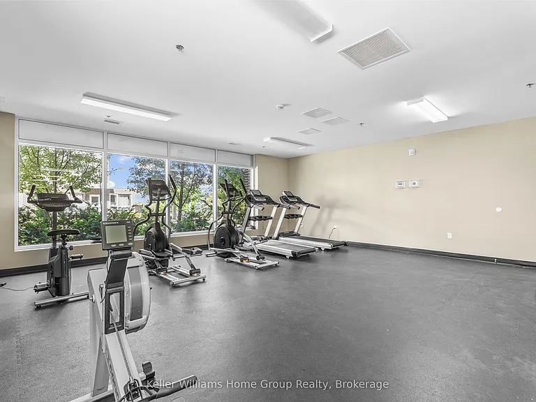 251 Hemlock St #109 — Photo 19