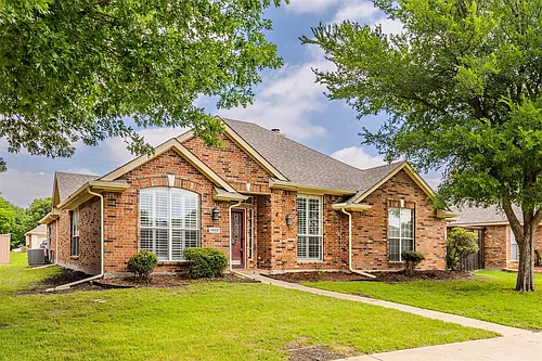 11201 Creekwood Dr Photo 1