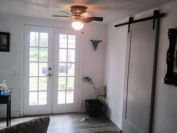 3rd image of 11334 Spottswood Dr