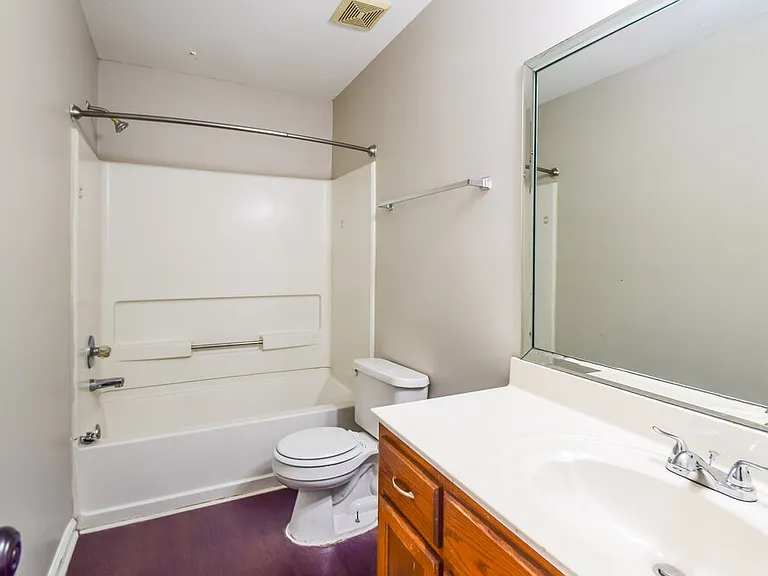 1862 Towson Ln — Photo 16
