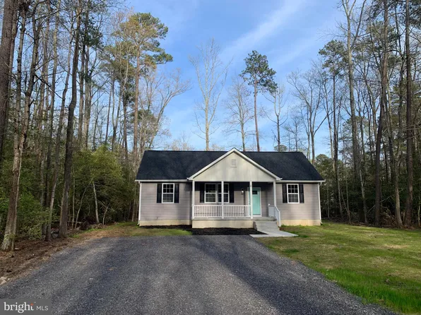 371 Shorewood Dr, Colonial Beach, VA 22443