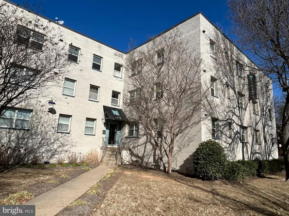 1112 Savannah St SE APT B1, Washington, DC 20032