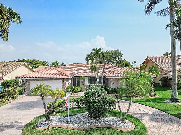 3rd image of 11168 NW 18th Court