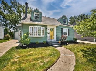 184 Treadwell Rd, Tonawanda, NY 14150