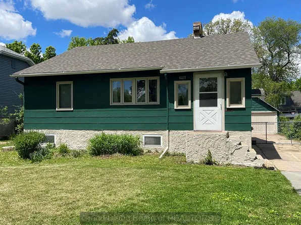 1416 W Koenig St, Grand Island, NE 68801
