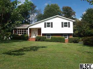 4022 Elizabeth St, Hickory, NC 28601