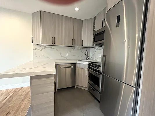 Rented by Akam Sales and Brokerage | media 19