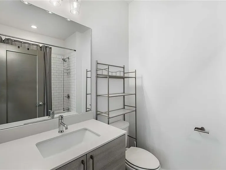 1225 Chelsea Cir NW — Photo 7