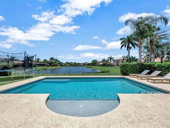 4th image of 1770 Spotted Owl Drive SW
