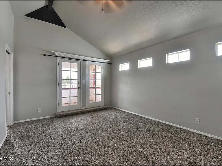 1909 Polly Harris Dr — Photo 26