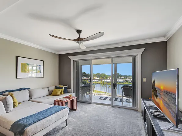 300 John F Kennedy Dr #Penthouse 8, Atlantis, FL 33462