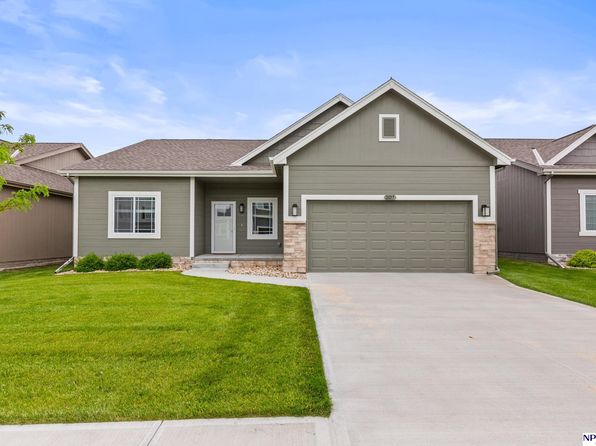 21117 Polk St, Elkhorn, NE 68022