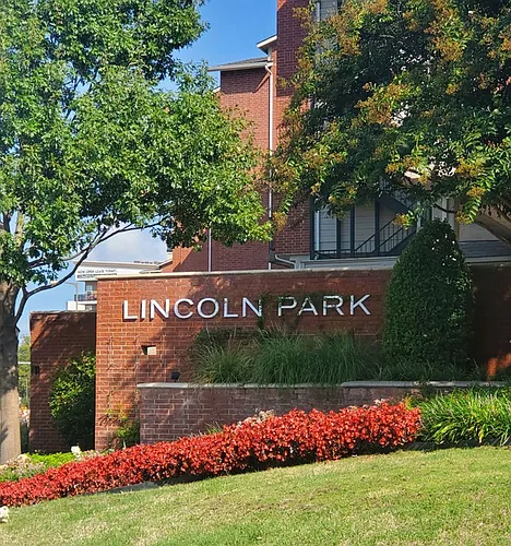 Lincoln Park Apartments Photo 1