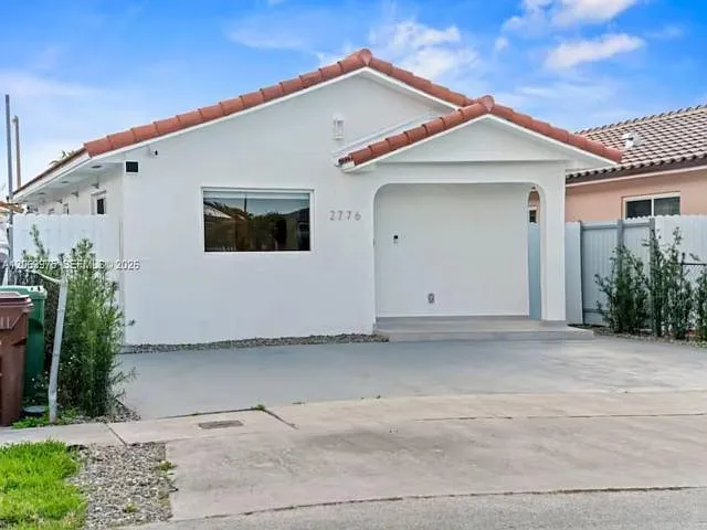 2776 W 71st Pl