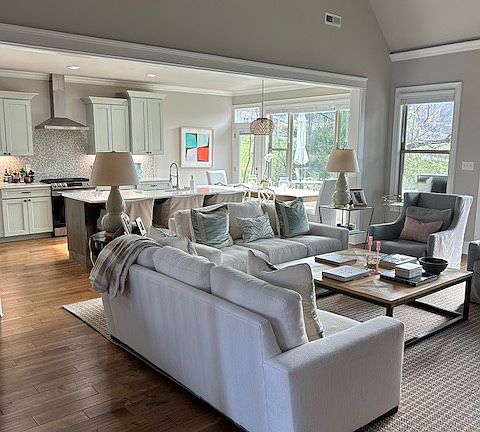 5th image of 10032 Castleglen Ln