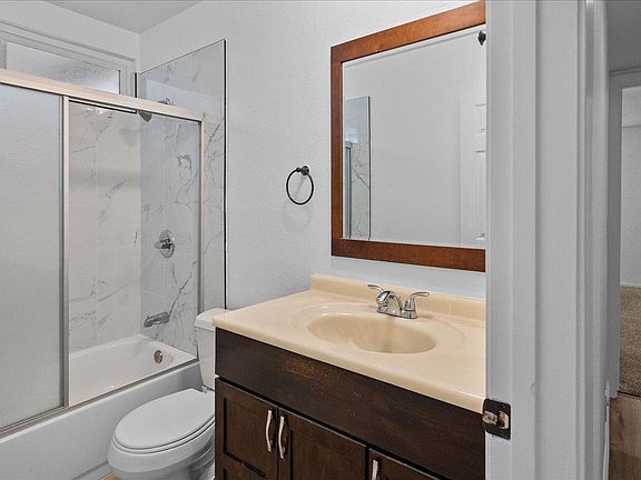 5th image of 1428 Coolidge Ave