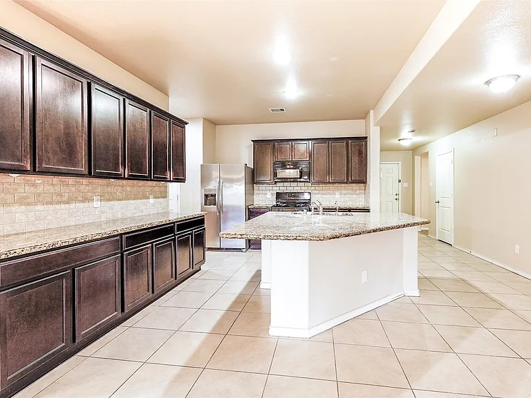 18303 Trace Pointe Ln — Photo 8