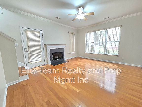 4th image of 15224 Coventry Court Ln