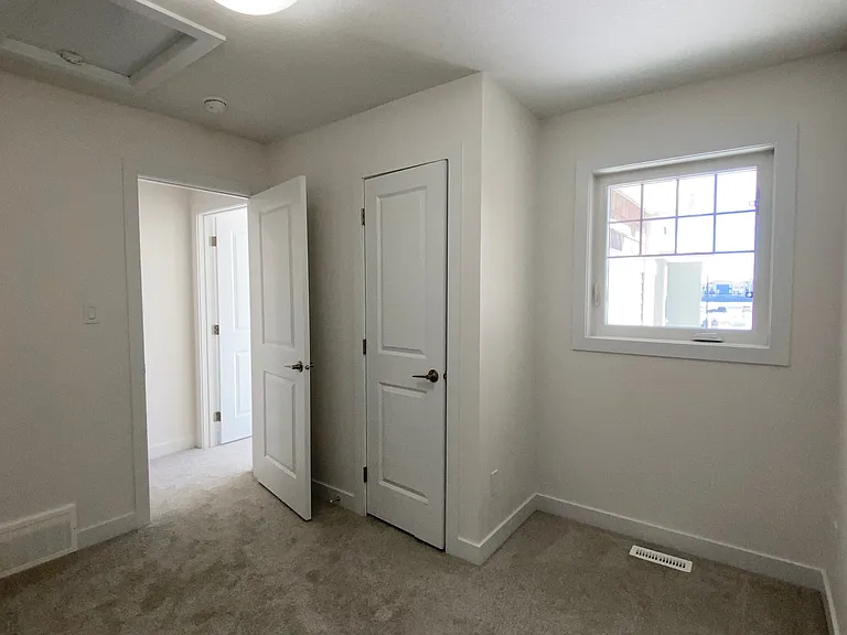 740 Daniels Way SW — Photo 17