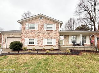 7402 Vincent Way, Louisville, KY 40214
