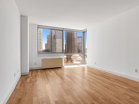 4th image of 225 Schermerhorn St APT 17B